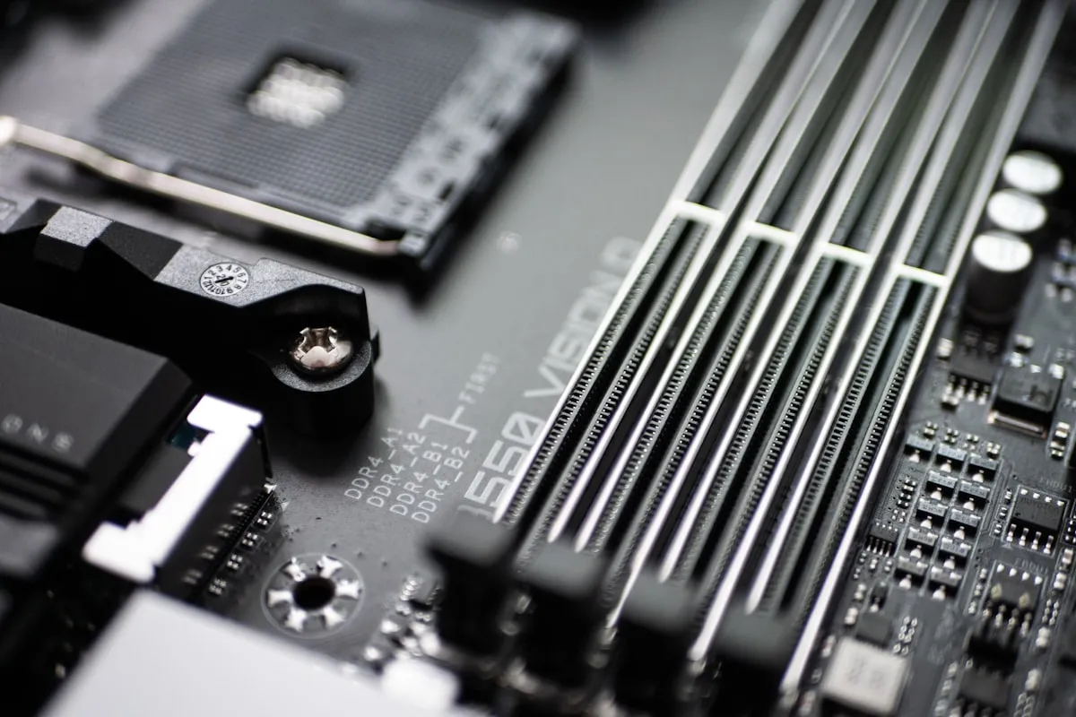 Financial KYC/AML Agent Financial KYC/AML Agent